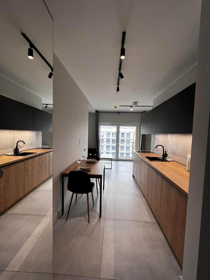 Property Apart - Legnicka Business Center Breslavia Exterior foto