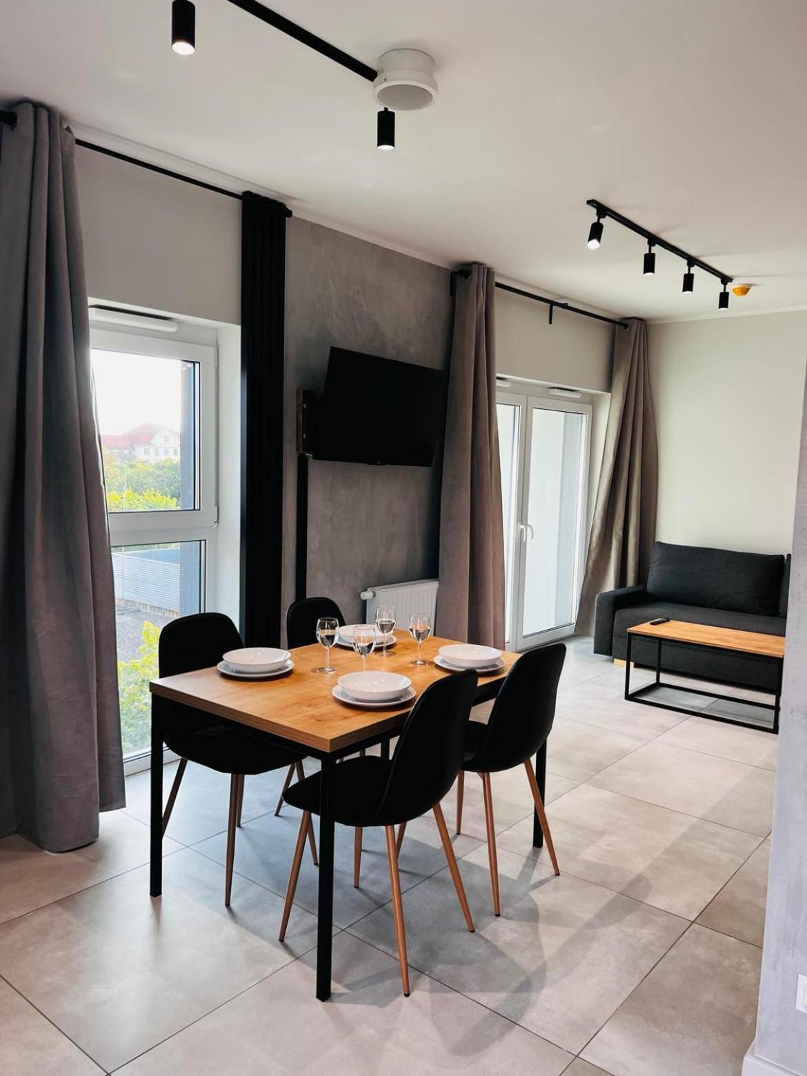 Property Apart - Legnicka Business Center Breslavia Exterior foto